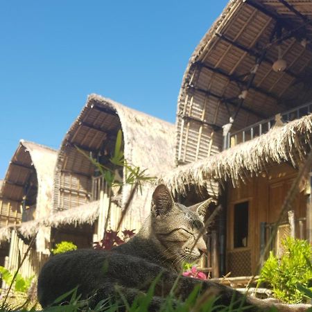 Mahkota Atia Bungallow Praya Exterior foto