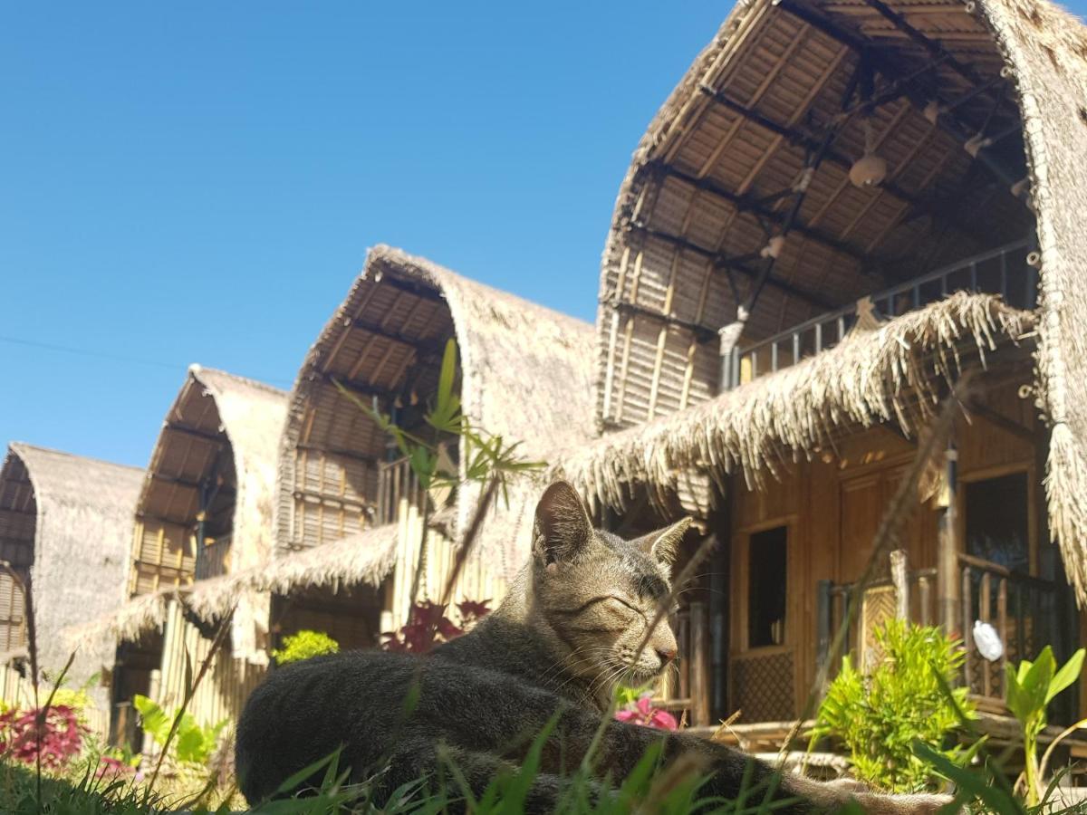 Mahkota Atia Bungallow Praya Exterior foto